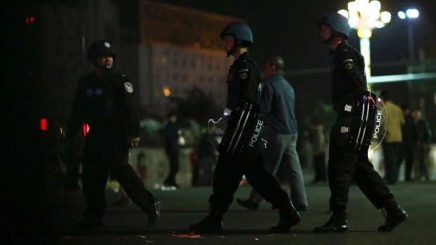 Απίστευτο μακελειό στην Κίνα -Αντρες οπλισμένοι με μαχαίρια έσφαξαν 27 άτομα και τραυμάτισαν εκατοντάδες [εικόνες] | iefimerida.gr 2