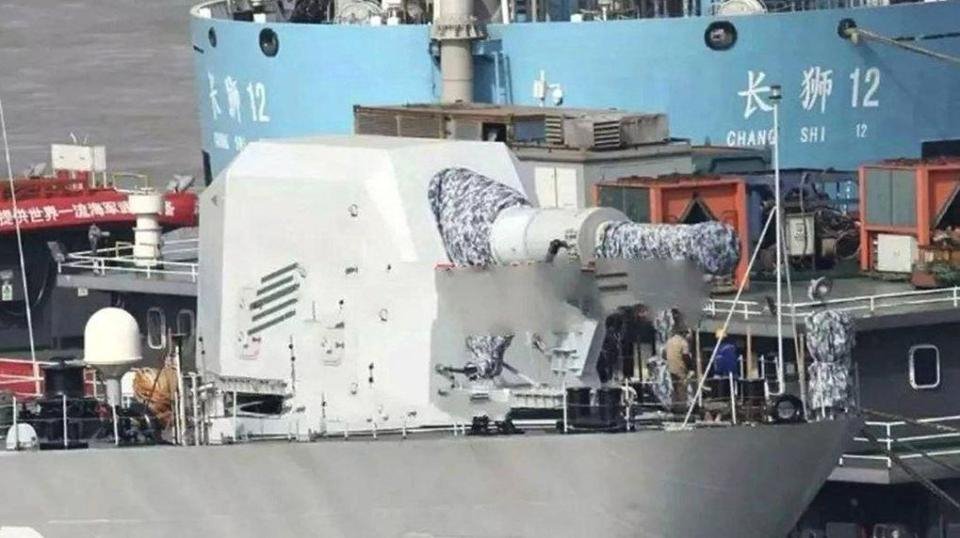 Το κανόνι του ηλεκτρομαγνητικού πυροβόλου είναι πιο κοντό από τα αντίστοιχα συμβατικά (Φωτογραφία: Twitter)