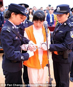 Κίνα: Πατέρας και κόρη εκτελέστηκαν για την εν ψυχρώ δολοφονία γυναίκας με σιδηρολοστό μέσα στα McDonald's [εικόνες & βίντεο] | iefimerida.gr 1