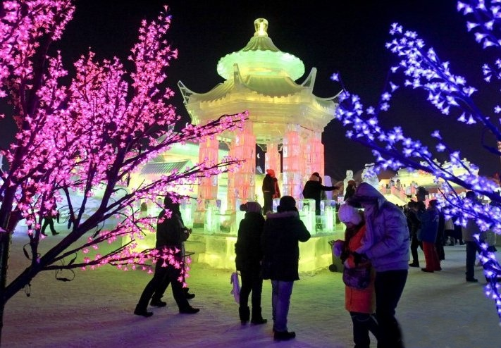 Το παγωμένο πάρκο της Κίνας ολοκληρώθηκε και είναι εντυπωσιακό [εικόνες] | iefimerida.gr 4