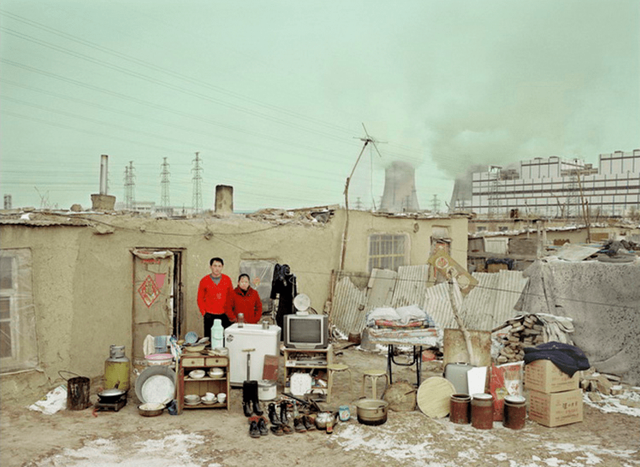 Ιδού πώς είναι να είσαι Κινέζος -Οικογένειες φωτογραφίζονται με τα ελάχιστα υπάρχοντά τους και προκαλούν θαυμασμό [εικόνες]  | iefimerida.gr 4