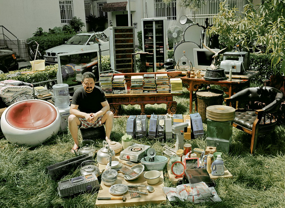 Ιδού πώς είναι να είσαι Κινέζος -Οικογένειες φωτογραφίζονται με τα ελάχιστα υπάρχοντά τους και προκαλούν θαυμασμό [εικόνες]  | iefimerida.gr 5