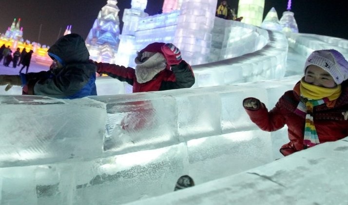 Το παγωμένο πάρκο της Κίνας ολοκληρώθηκε και είναι εντυπωσιακό [εικόνες] | iefimerida.gr 6