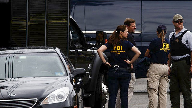 Πανικός στο Λος Άντζελες: Πυροβόλησε έξω από το προξενείο της Κίνας και μετά αυτοκτόνησε [εικόνες & βίντεο] | iefimerida.gr 1