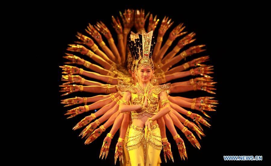 Φαντασμαγορικό μουσικοχορευτικό θέαμα από την Κίνα στο Μέγαρο Μουσικής [εικόνες] | iefimerida.gr 0