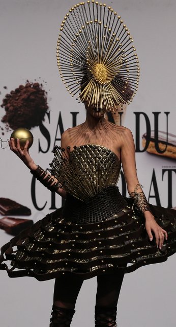 Salon du chocolat: Σοκολατένιος πειρασμός σε έκθεση στις Βρυξέλλες [εικόνες] | iefimerida.gr 1