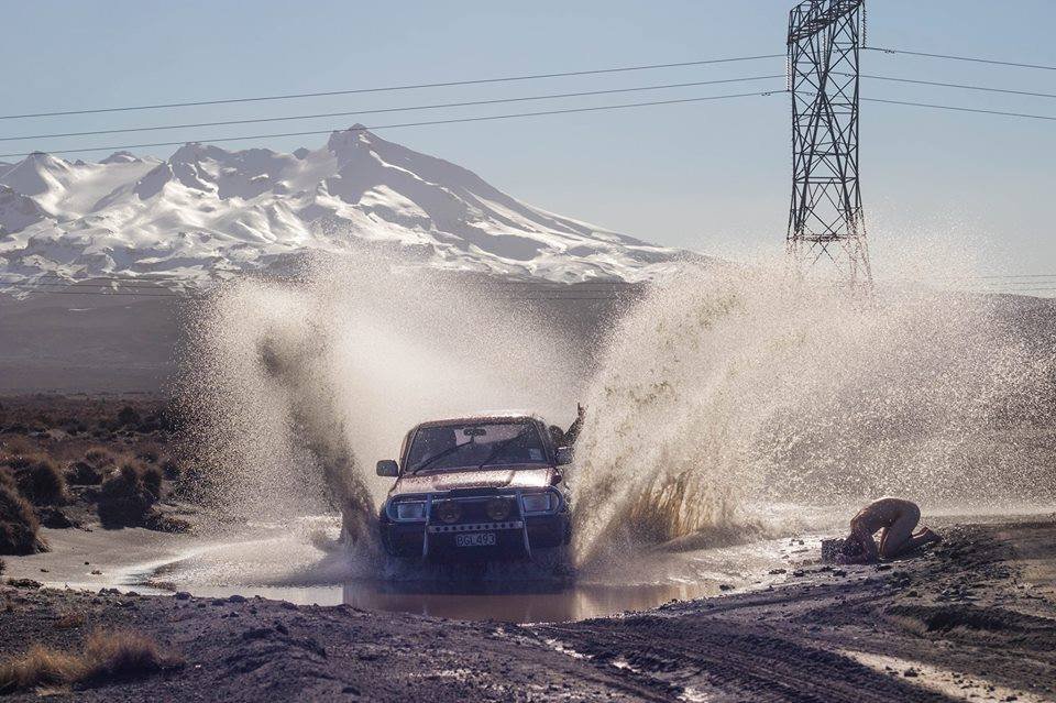 Νέα τρέλα στο Instagram: Γδύνονται και ποζάρουν δημοσίως ως «κοτόπουλα» [εικόνες] | iefimerida.gr 4