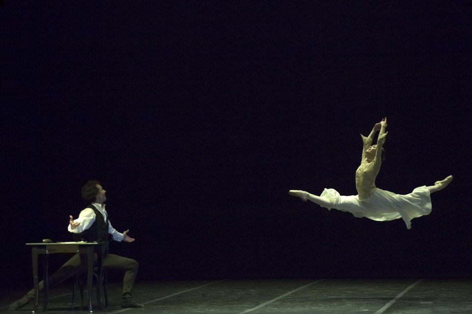 Η Λυρική ξεπέρασε τον εαυτό της: Πριν από την πρεμιέρα της σπαρακτικής Λίμνης των Κύκνων, ετοιμάζει την μεγάλη έκπληξη στο Ηρώδειο [εικόνες] | iefimerida.gr 4