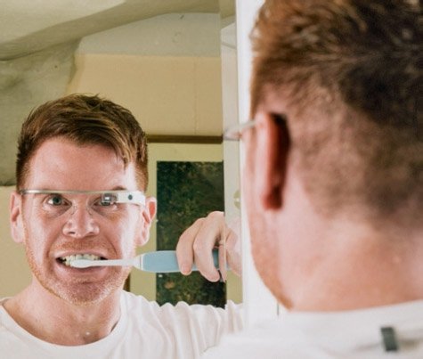 Αυτός είναι ο πιο καλωδιωμένος άνθρωπος στον κόσμο -Πόσες συσκευές τον «μετρούν» [εικόνες] | iefimerida.gr 3