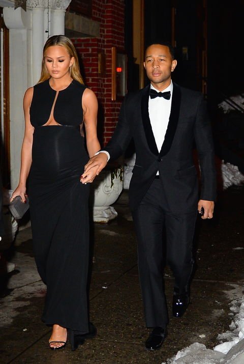 Οι 22 φωτογραφίες που αποδεικνύουν ότι η Κρίσι Τέιγκεν είναι η πιο σέξι έγκυος όλων των εποχών [εικόνες] | iefimerida.gr 19