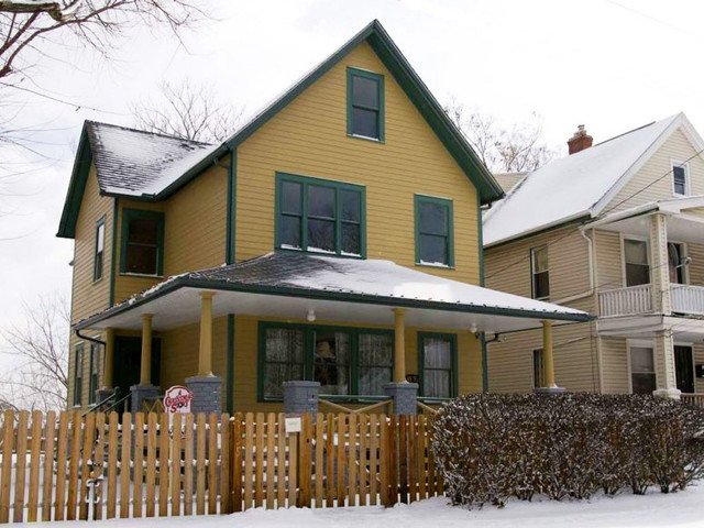 Ολοι μπορούν να νιώσουν πρωταγωνιστές -Σκηνικά γνωστών ταινιών στα οποία μπορεί ο καθένας να κάνει βόλτα [εικόνες] | iefimerida.gr 5