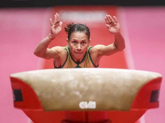 Η γυμνάστρια που αψηφά τον χρόνο -Στα 40 της θα μετάσχει στους Ολυμπιακούς Αγώνες [εικόνες & βίντεο] | iefimerida.gr 1