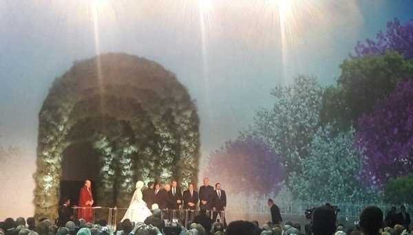 «Βασιλικός» γάμος για την μικρή κόρη του Ερντογάν – 6.000 καλεσμένοι στο Κέντρο Τεχνών [εικόνες] | iefimerida.gr 3