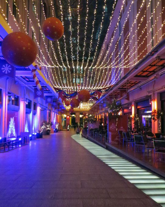 Μαγεία μέσα στη  στοά των Χριστουγέννων στο κέντρο της μεταμορφωμένης Αθήνας [εικόνες] | iefimerida.gr 0