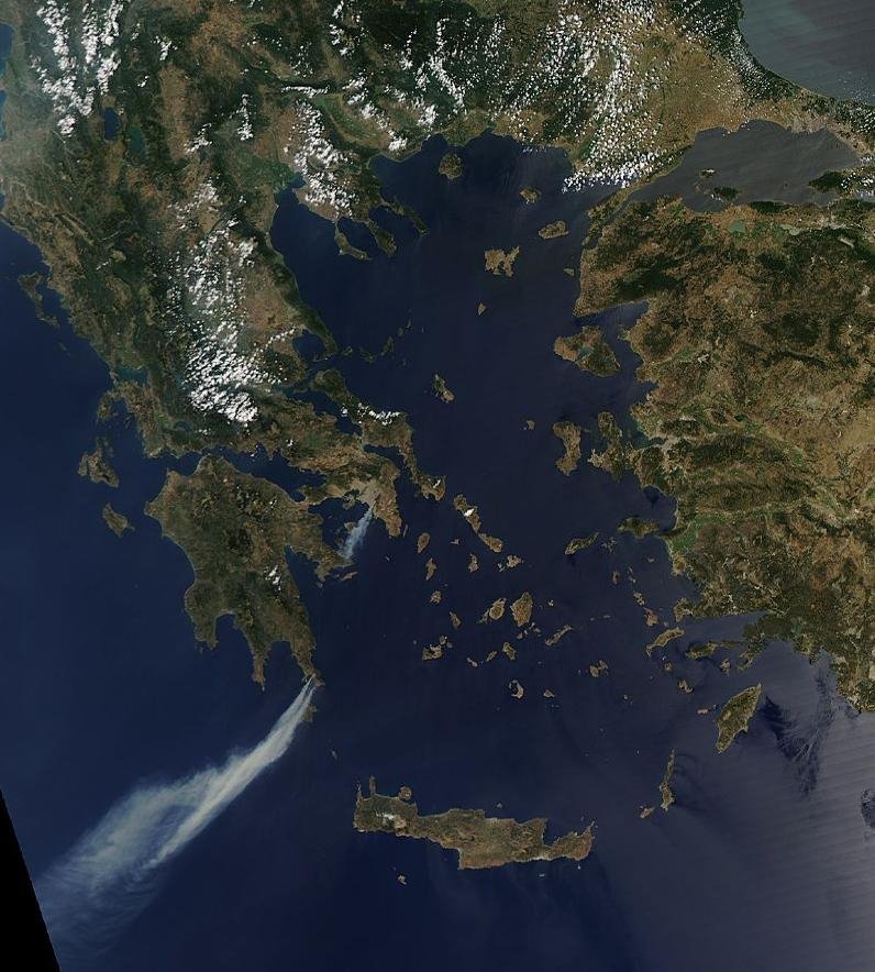 Φωτογραφία από τον δόρυφορο: «Καπνίζει» η Ελλάδα από τις πυρκαγιές [εικόνα] | iefimerida.gr 0