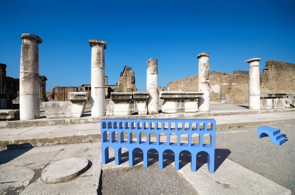 Η σειρά έχει τίτλο «Η Πόλη Είναι Κινητή»