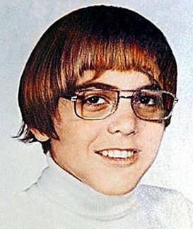 Οταν ο Τζορτζ Κλούνεϊ, η Γκουίνεθ Πάλτροου και η Κέλι Όσμπορν ήταν παιδιά [εικόνες] | iefimerida.gr 0