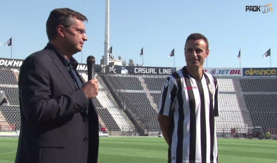 Αποθέωση για Μπερμπάτοφ – 10.000 φίλοι του ΠΑΟΚ έβαλαν... φωτιά στην Τούμπα [εικόνες & βίντεο] | iefimerida.gr 5