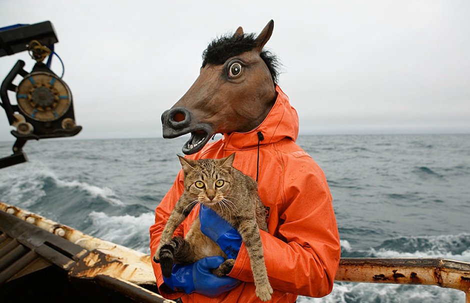 Αυτοί οι άντρες κάνουν την πιο παράλογα επικίνδυνη δουλειά στον κόσμο -Ιδού γιατί [εικόνες] | iefimerida.gr 1