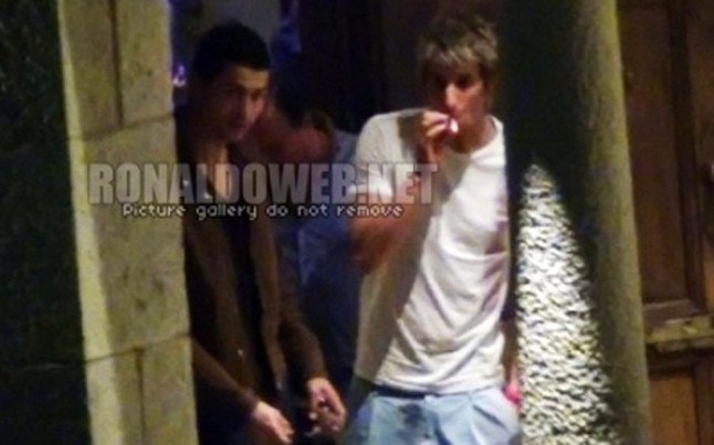 Υπερασπίστηκε τον εαυτό του για το τσιγάρο ο Κοεντράο [εικόνα] | iefimerida.gr 0