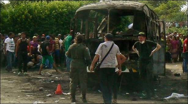 Τραγωδία δίχως όρια -32 παιδιά κάηκαν στην Κολομβία από φωτιά σε λεωφορείο [εικόνες] | iefimerida.gr 0