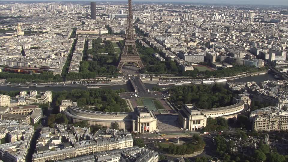 Υπάρχουν και σήμερα δούκισσες και κόμητες -Η αφρόκρεμα της Ευρώπης χόρεψε στο Παρίσι [εικόνες] | iefimerida.gr 2