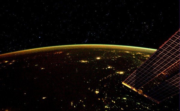 Oταν οι αστροναύτες τουιτάρουν: Πώς φαίνονται οι αστερισμοί από το διάστημα [εικόνες] | iefimerida.gr 0