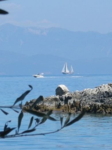 La Repubblica για Κέρκυρα, Παξούς κι Αντίπαξους: Εκσταση, ομορφιά, καταγάλανα νερά και καλό φαγητό [εικόνες] | iefimerida.gr 12