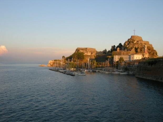 La Repubblica για Κέρκυρα, Παξούς κι Αντίπαξους: Εκσταση, ομορφιά, καταγάλανα νερά και καλό φαγητό [εικόνες] | iefimerida.gr 1