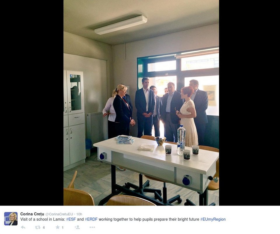 Στις Θερμοπύλες Ευρωπαία Επίτροπος -Εκστασιασμένη στο Twitter [εικόνες] | iefimerida.gr 3