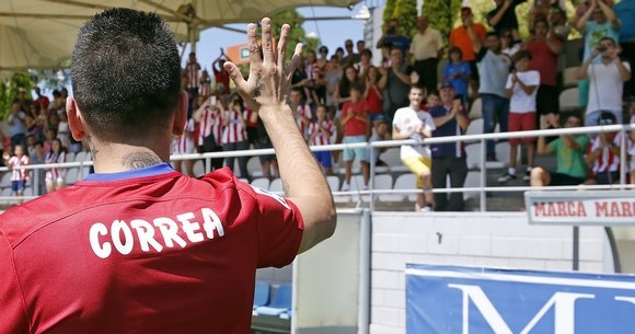 «Νίκησε» το θάνατο και παρουσιάστηκε επίσημα από την Ατλέτικο Μαδρίτης [εικόνες] | iefimerida.gr 2