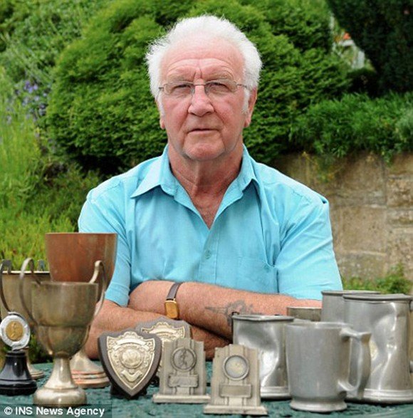 Επίδοξος διαρρήκτης πήγε να κλέψει συνταξιούχο πυγμάχο και «έφαγε της χρονιάς του» [εικόνες] | iefimerida.gr 2