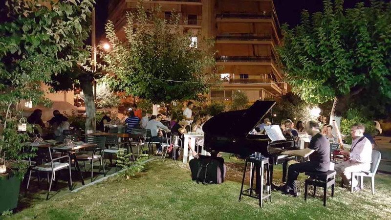 Δέκα χρόνια Cosca -Γευστικές εκπλήξεις από τη νότια Ιταλία στο Κουκάκι | iefimerida.gr 1