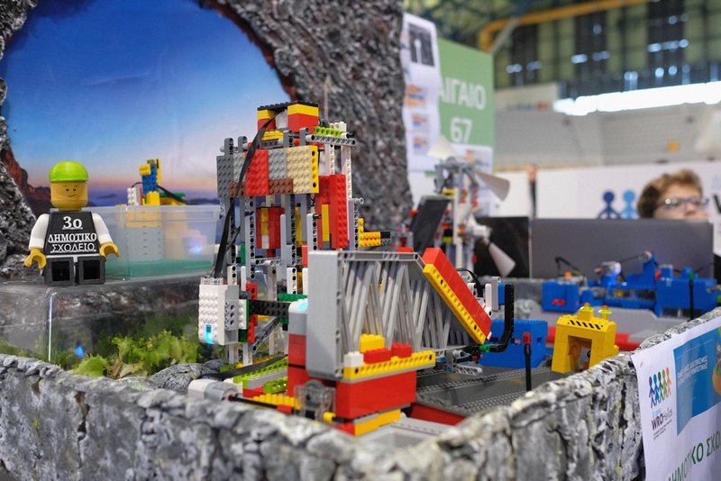 Πανελλήνιος Διαγωνισμός Εκπαιδευτικής Ρομποτικής 2019: Ρεκόρ συμμετοχών των μαθητών από όλη την Ελλάδα [εικόνες] | iefimerida.gr 4