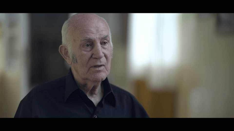 Οι «Θρύλοι των Γηπέδων» παρουσιάζουν την τελευταία τηλεοπτική συνέντευξη του Τάκη Λουκανίδη, στο Cosmote History [βίντεο] | iefimerida.gr 1