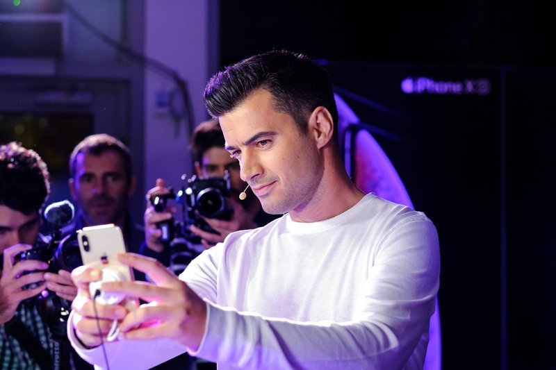 Τα νέα iPhone Xs & iPhone Xs Max έφθασαν σε Cosmote και Γερμανό [εικόνες] | iefimerida.gr 0