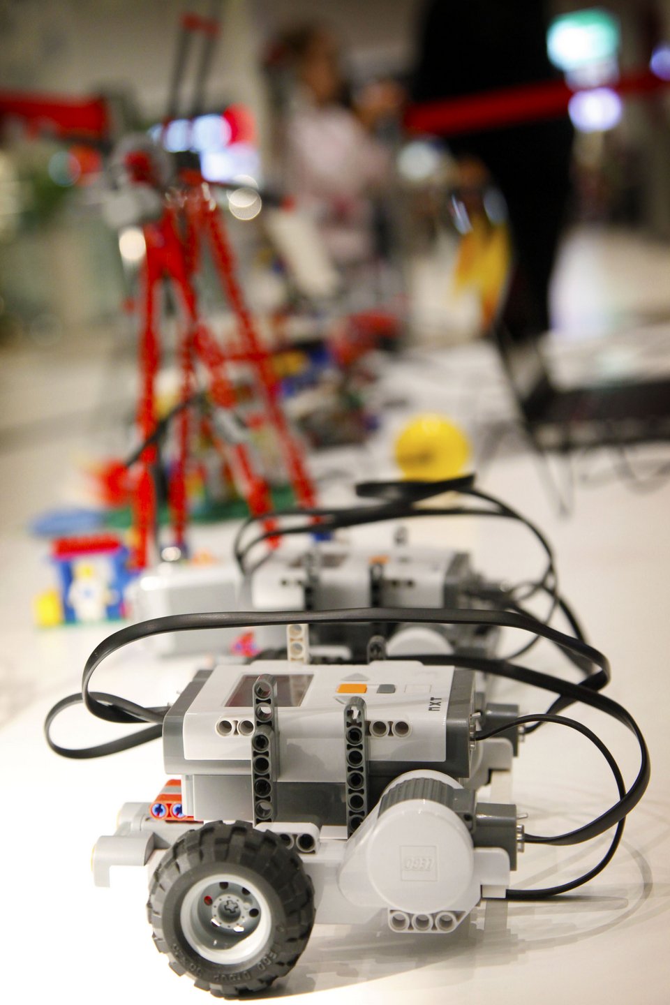 Πανελλήνιος διαγωνισμός Ρομποτικής για μαθητές Δημοτικού και Γυμνασίου [εικόνες] | iefimerida.gr 2