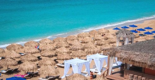 Costa Costa: Το απόλυτο beach bar του Ιονίου -Κοκτέιλ με θέα το γαλάζιο, βουτιές σε μαγικά νερά | iefimerida.gr 9