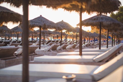 Costa Costa: Το απόλυτο beach bar του Ιονίου -Κοκτέιλ με θέα το γαλάζιο, βουτιές σε μαγικά νερά | iefimerida.gr 12