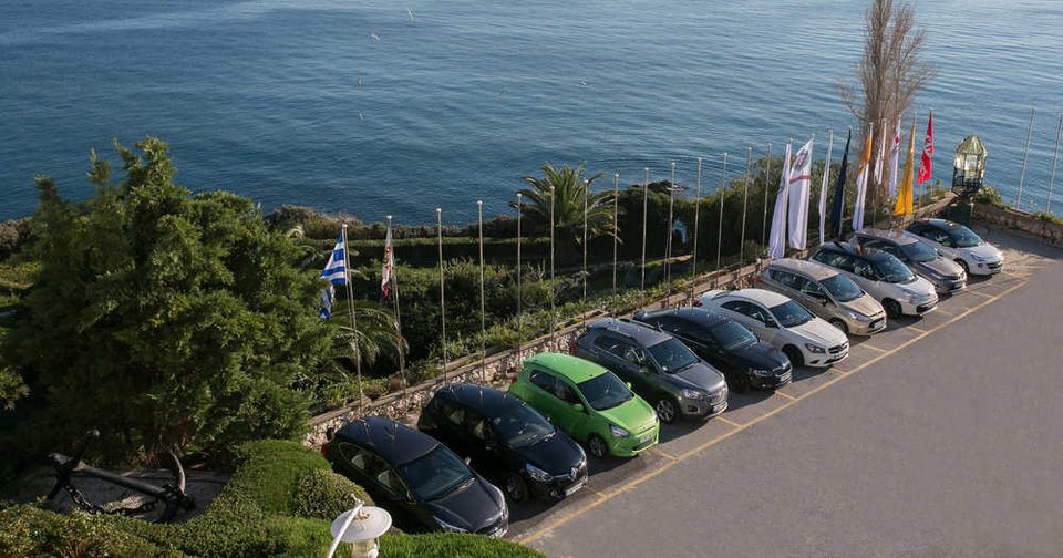 Το Renault Clio είναι το Αυτοκίνητο της Χρονιάς 2014 | iefimerida.gr 0