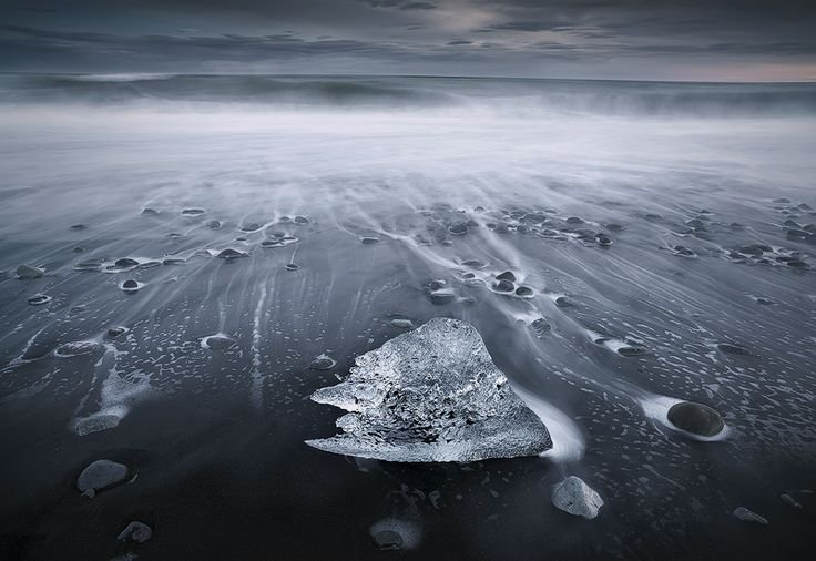 O δισέγγονος του Μανώλη Καλομοίρη είναι φωτογράφος -Δείτε τι εκθέτει στο Παρίσι για το κλίμα [εικόνες] | iefimerida.gr 0