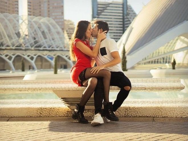 Αυτό το ζευγάρι το τερμάτισε -Πουλάνε βίντεο από τις ερωτικές τους στιγμές για να κάνουν τον γύρο του κόσμου [εικόνες] | iefimerida.gr 1