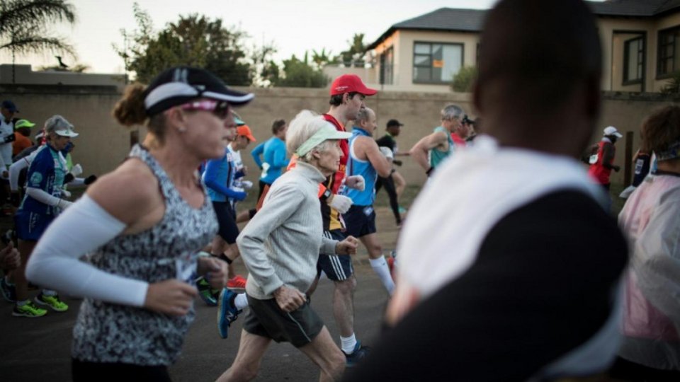Γιαγιά 85 ετών κάνει μαραθώνιο -Δείτε το πρόγραμμά της [εικόνες] | iefimerida.gr 6