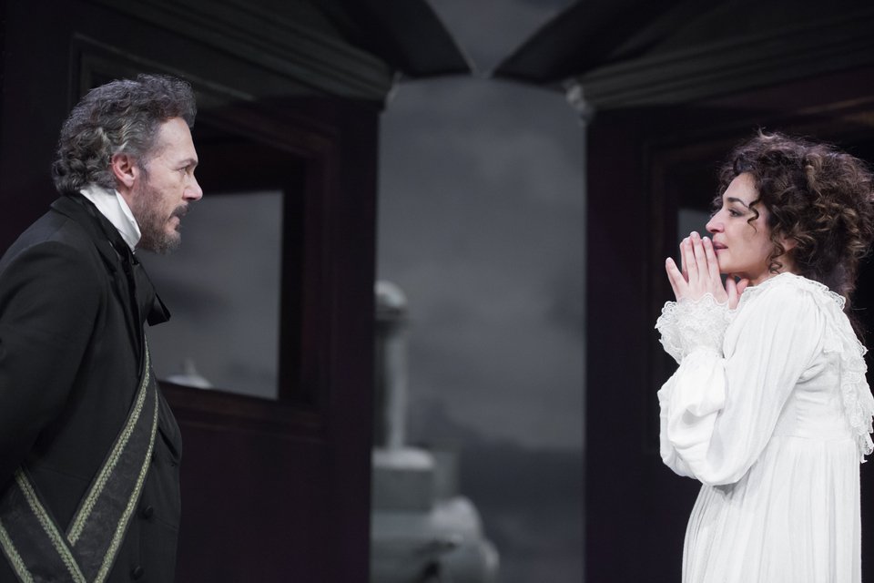  Αννα Καρένινα του Λέοντος  Τολστόι, με τη Μαρία Ναυπλιώτου στο Rex [εικόνες] | iefimerida.gr 4