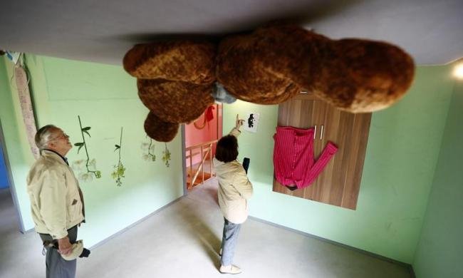 Μία βόλτα στο «τρελό σπίτι» της Γερμανίας -Εκεί όπου όλα είναι ανάποδα [εικόνες] | iefimerida.gr 7