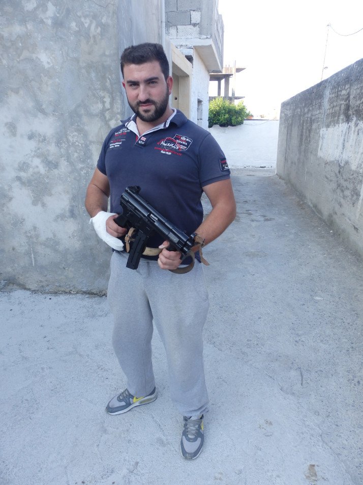 Οδοιπορικό του Politico στην Κρήτη: Το περήφανο νησί της βεντέτας που μισεί τους Γερμανούς [εικόνες] | iefimerida.gr 1