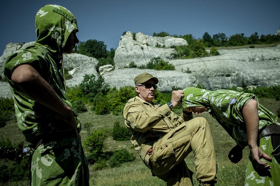 Οι ανήλικοι στρατιώτες της Κριμαίας -Η σκληρή εκπαίδευση στα στρατόπεδα και η χαμένη αθωότητα [εικόνες] | iefimerida.gr 4