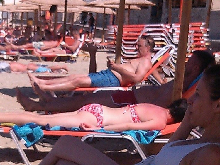 Στην Κρήτη για διακοπές ο «Mr. Big» του Sex & the City [εικόνες] | iefimerida.gr 0