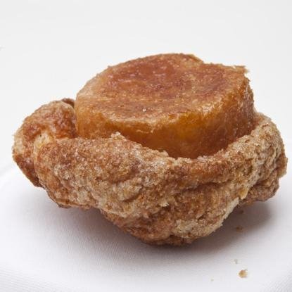 Cronuts: Γάλλος σεφ «πάντρεψε» κρουασάν με ντόνατς προκαλώντας γευστική... παράκρουση στη Νέα Υόρκη [εικόνες] | iefimerida.gr 4