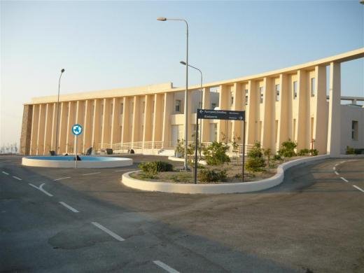 Η οδύσσεια μιας εγκύου στη Σαντορίνη -Το νοσοκομείο «φάντασμα» και τα παλαβά του συστήματος υγείας στην Ελλάδα [εικόνες] | iefimerida.gr 1